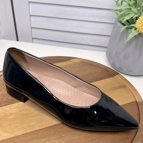 MARC JOSEPH New York Black Patent Pointed Toe Comfort Slip On Flats Size 6.5